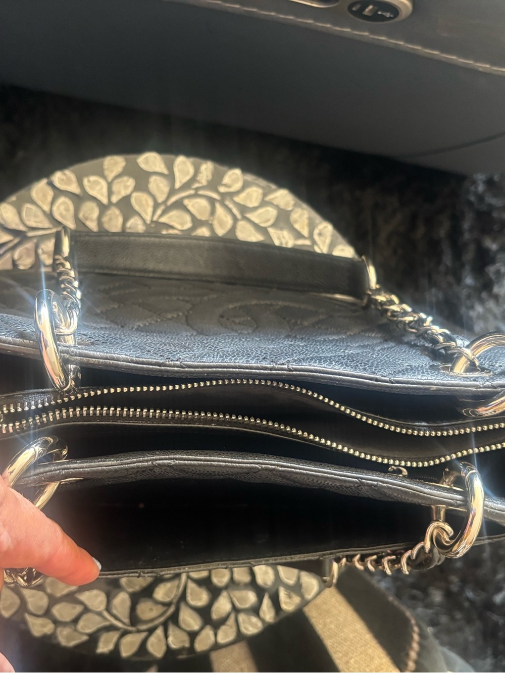Grand shopper tote Black with Silver Tone Hardware - Picture 7 of 12